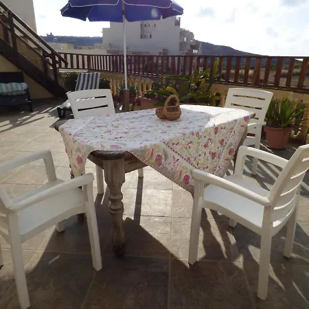 Gozo Divers Large Terrace 250 M2 *